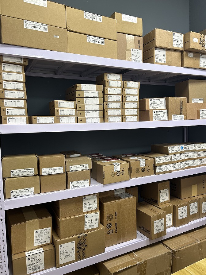 Allen Bradley 1756-L81EK 2MB ControlLogix 5580 Controller US Free Tax