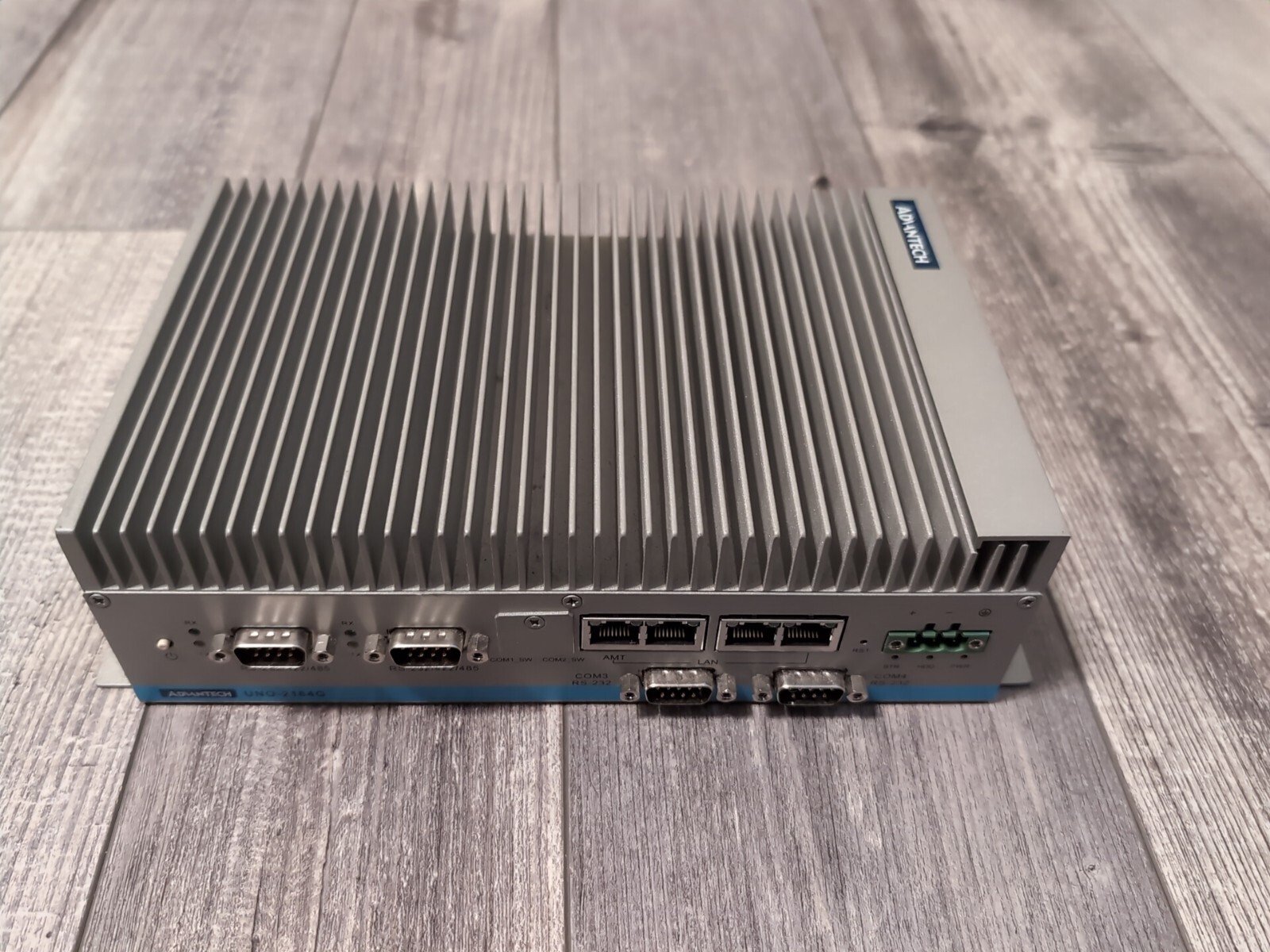 AdvanTech UNO-2184G Embedded Automation Computer