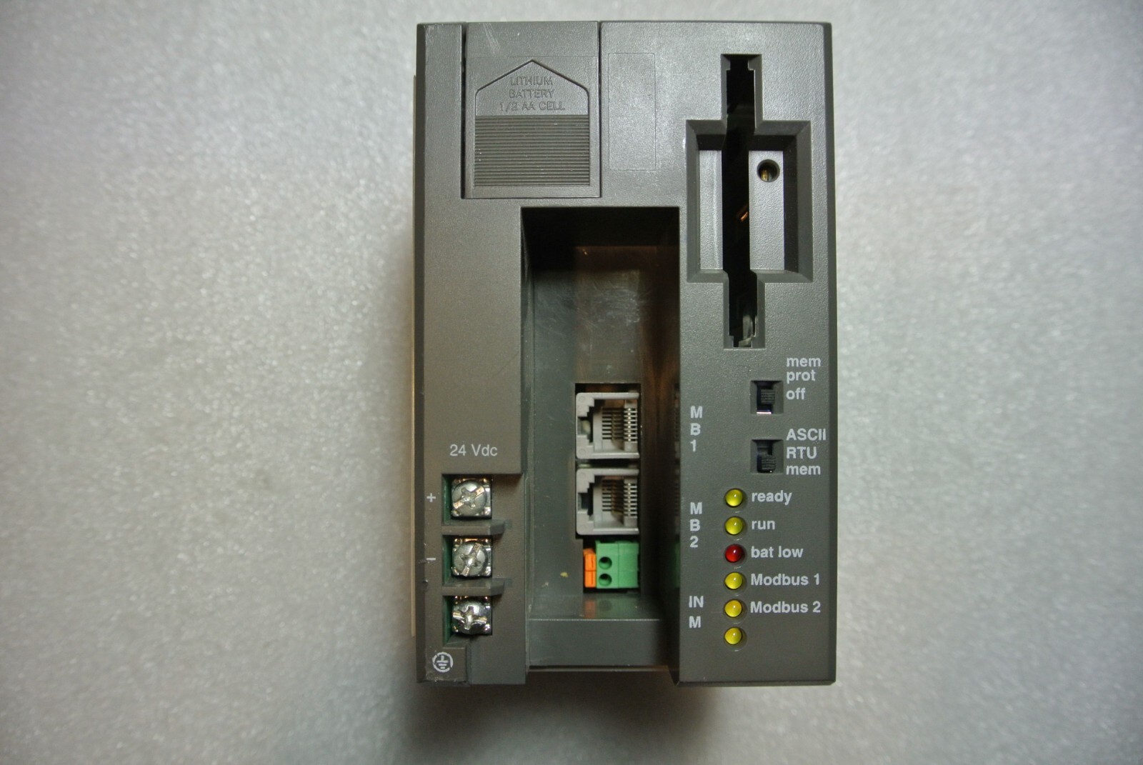SCHNEIDER TSX COMPACT PLC 258 PC-E984-258 CPU W/INTEGRATED POWER