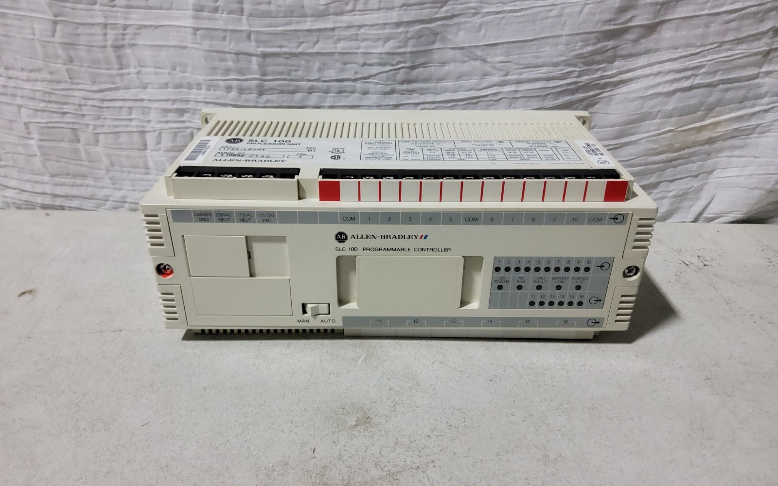 Allen-Bradley SLC 100 1745-LP101 Ser. D Processor Unit