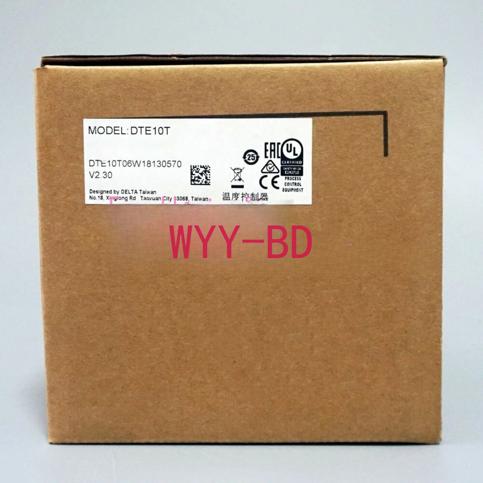 1PCS NEW in Box Delta DTE10T Temperature Controller Freight Free