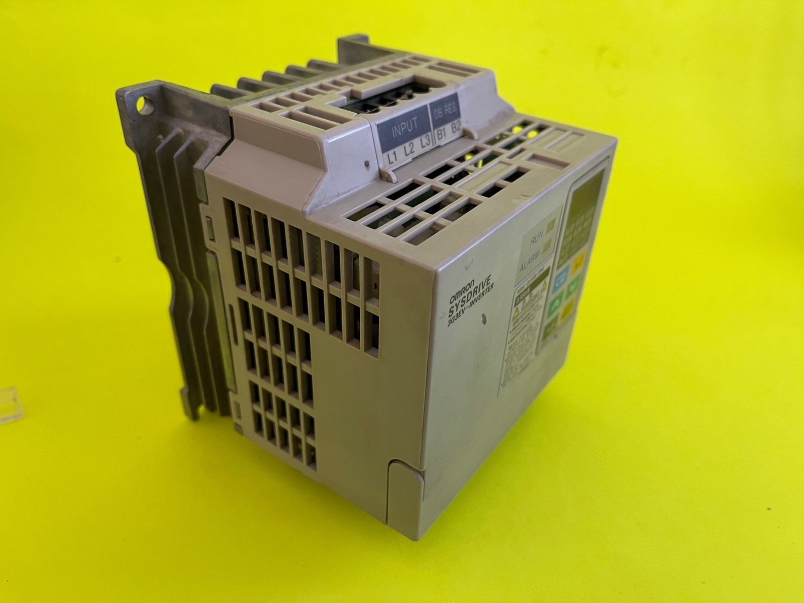 Omron SYSDRIVE 3G3EV-Inverter 3G3EV-A4004-CE – Used