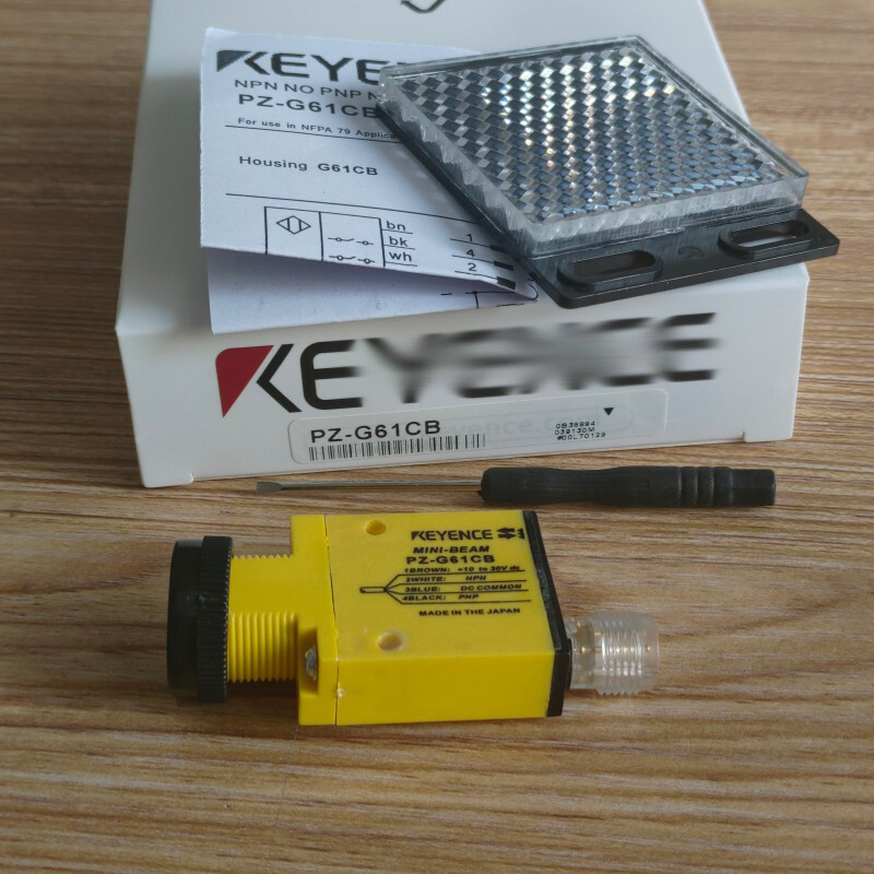 ONE NEW For KEYENCE PZ-G61CB PZG61CB PZ G61CB Photoelectric Sensors In Box
