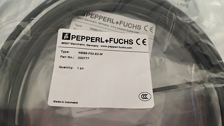 1PC NEW Pepperl+Fuchs NBB8-F33-E2-M Proximity Switch Sensor