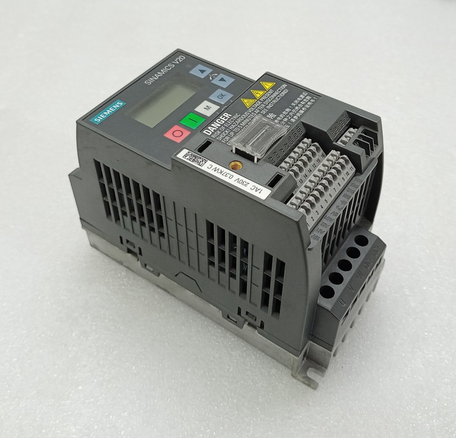 SIEMENS 6SL3210-5BB 13-7BV1 SINAMICS V20 Drive