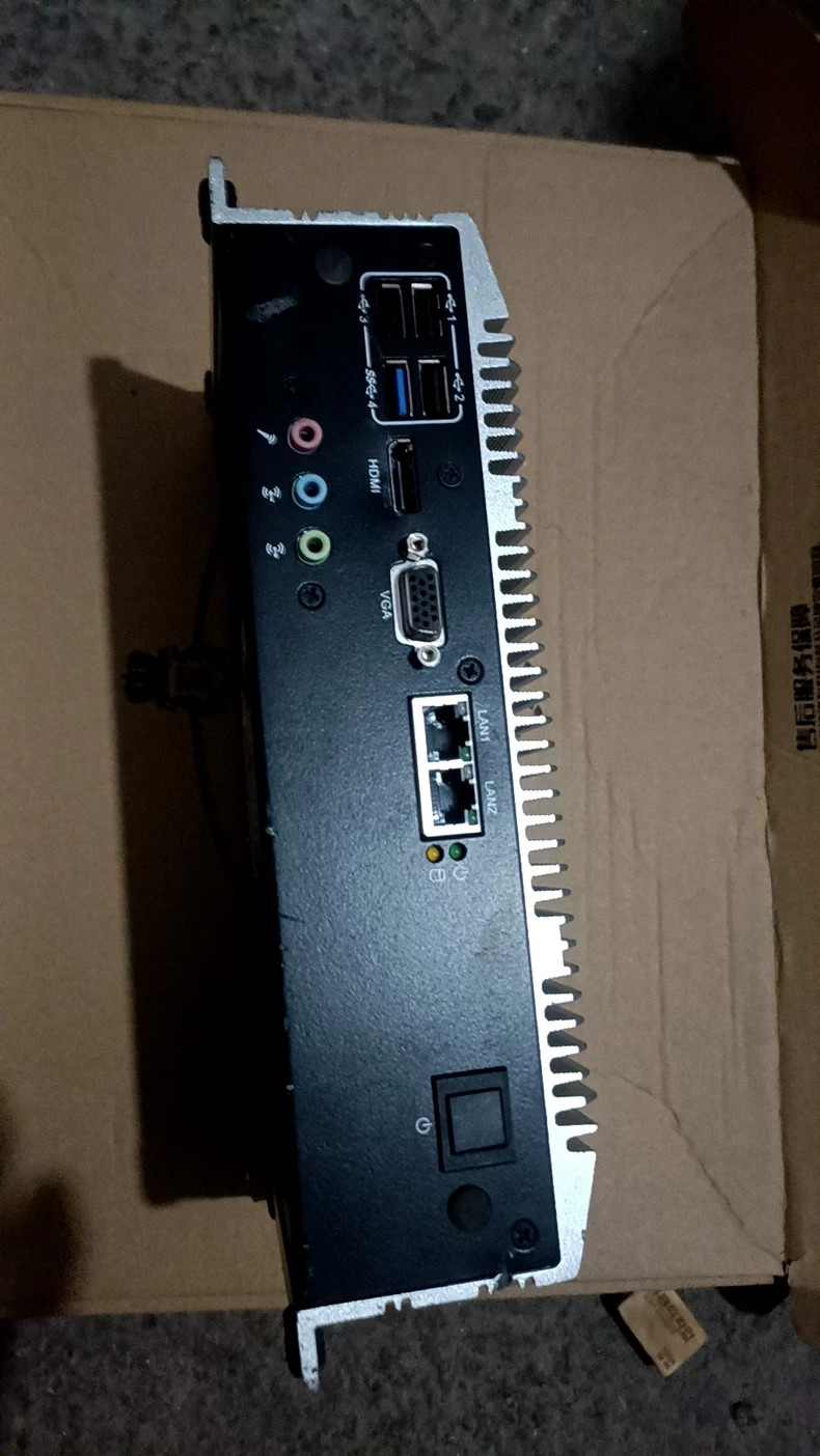 1 high-quality Advantech ARK-2121L1901-T 90 day warranty#/