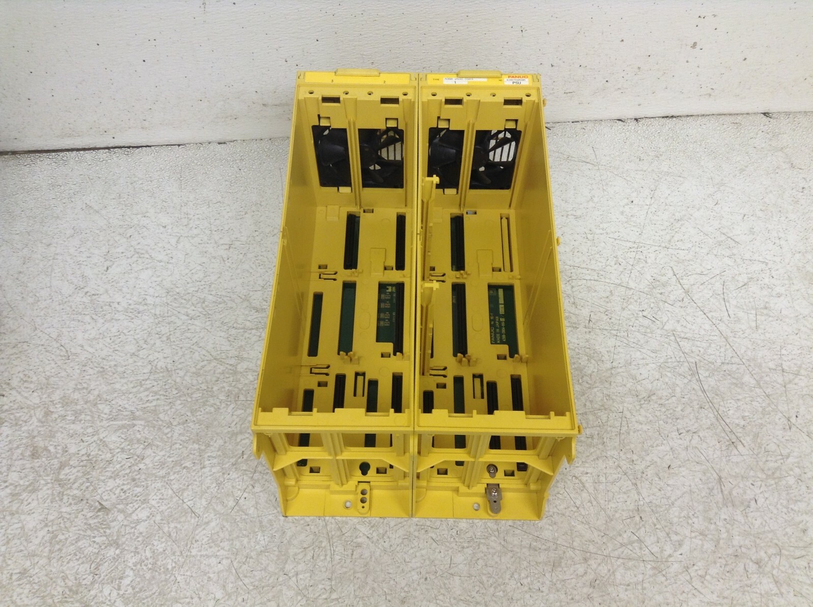 Fanuc A05B-2500-C003 Rack Chassis A05B2500C003 (VT)