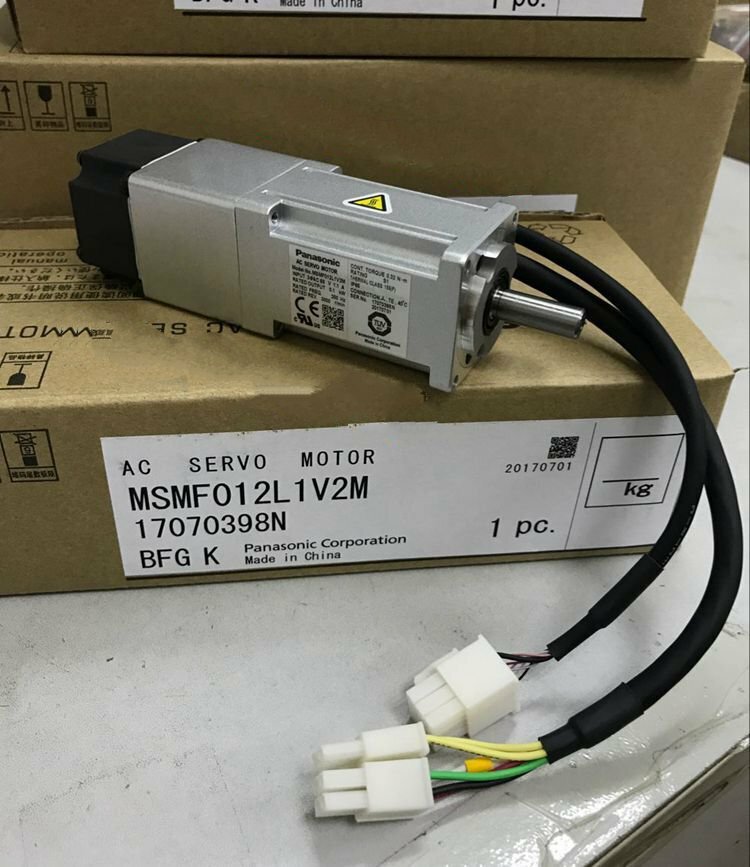 One PANASONIC MSMF012L1V2M Servo Motor New Expedited Shipping
