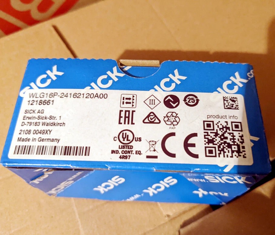 Sick WLG16P-24162120A00 1218661 1PCS NEW SICK Photoelectric Sensor